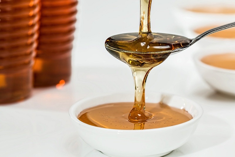 Honey extractors are among the key tools you should have to get the best out of this endeavor